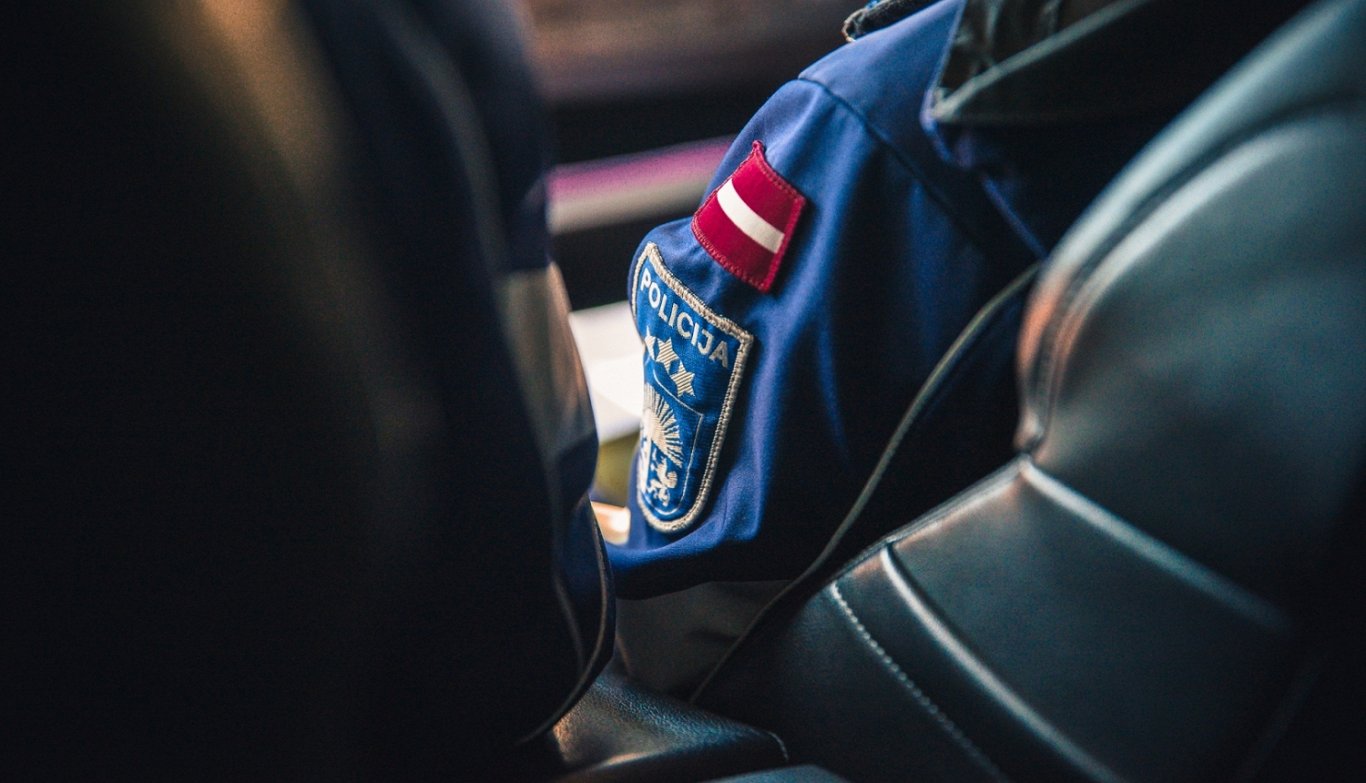 Policija atradusi Rīgā pazudušo 10 gadus veco zēnu Policija atradusi Rīgā pazudušo 10 gadus veco zēnu