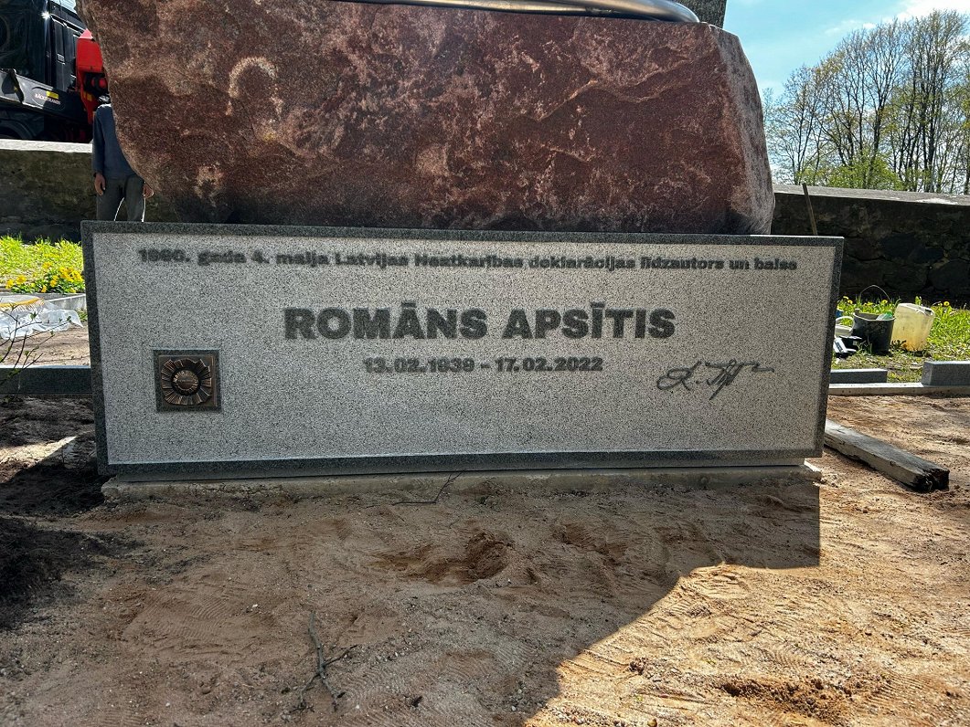 Ikšķilē atklās pieminekli 4. maija deklarācijas līdzautoram Romānam Apsītim